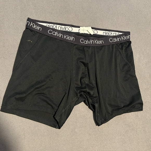Calvin Klein Underwear Other - Calvin Klein men’s boxer briefs size L